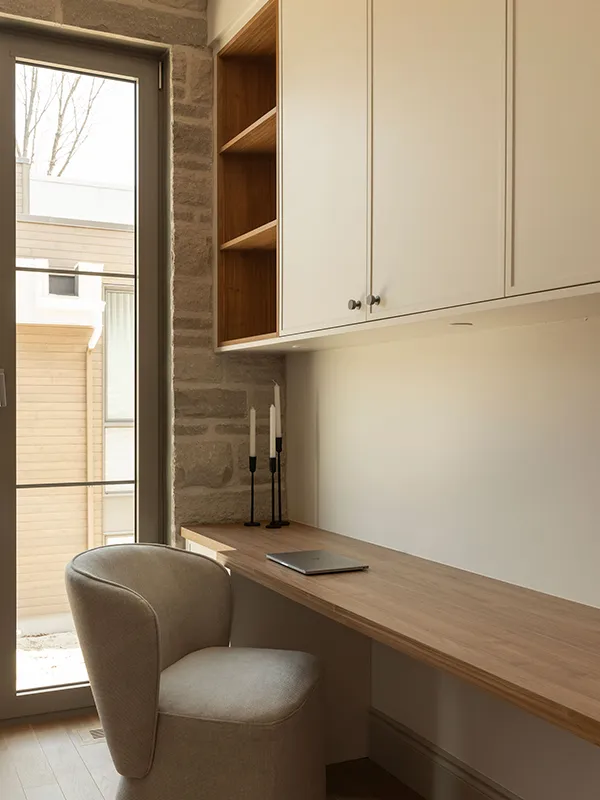 Maquilleuse Maison Chamonix -  Noyau Familial - Symbiose Design